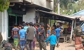 মহেশপুরে বিএনপির কার্যালয়ে আগুন, ককটেল বিস্ফোরণ